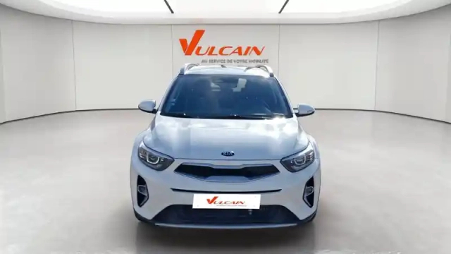 Kia Stonic 1.0 t-gdi 100 ch mhev ibvm6 — photo 10