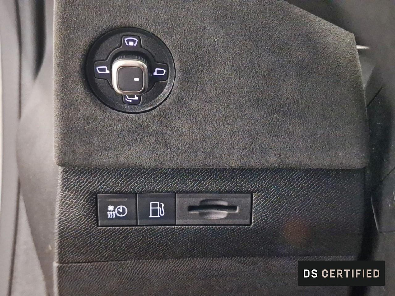 Ds Ds 4 hybride e-tense 225 eat8 performance line+ — photo 22