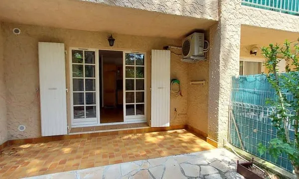 Studio 1 pièce 25 m²