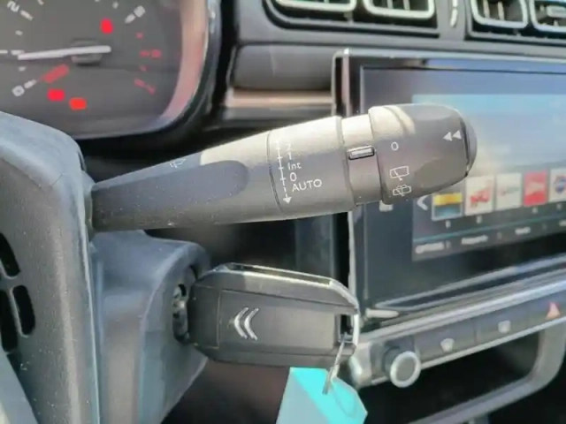 Citroën C3 societe bluehdi 100 s&amp;s feel — photo 18