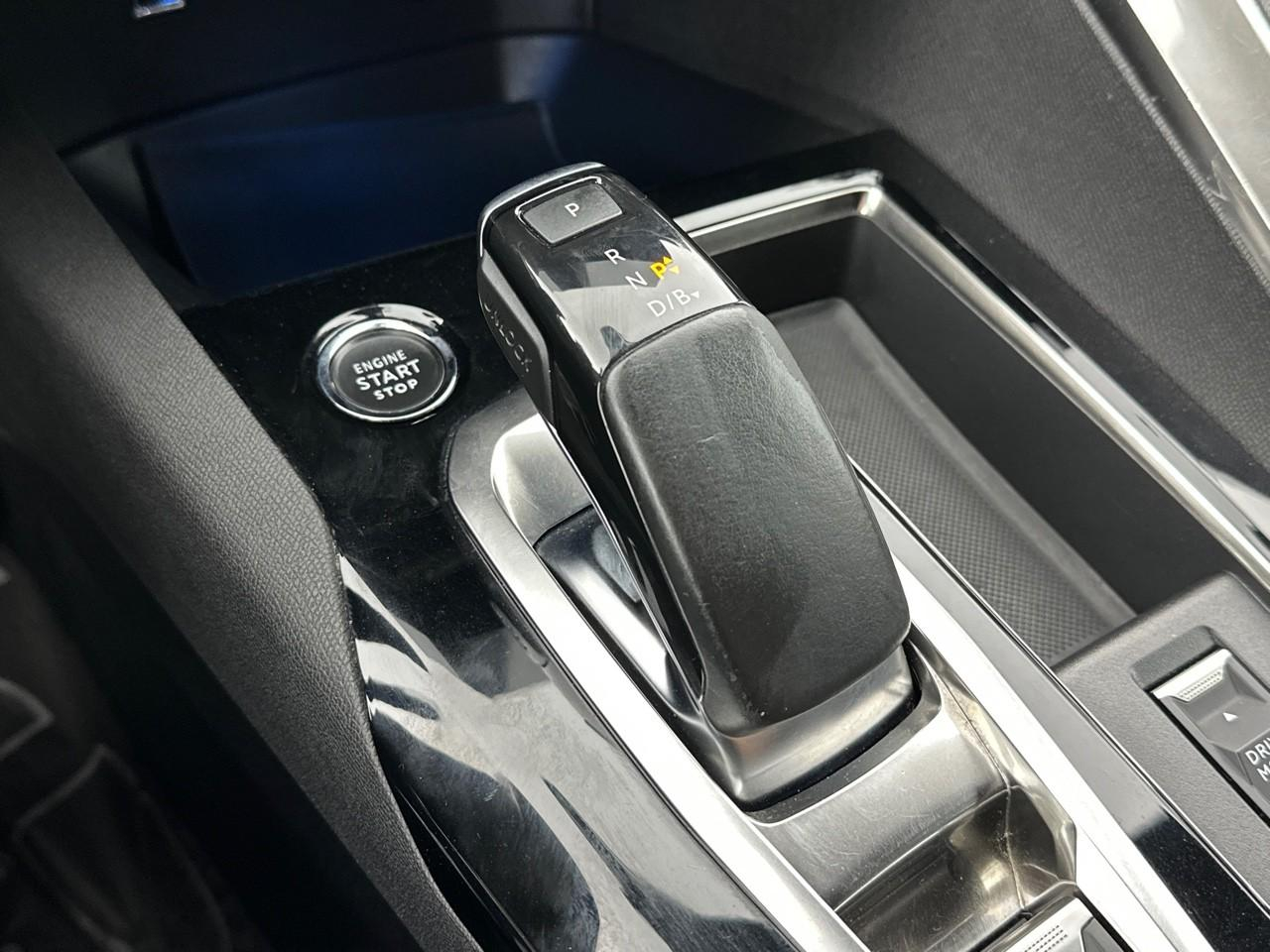 Peugeot 3008 hybrid 225 e-eat8 gt — photo 29