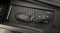 Peugeot 308 PHEV 180ch Allure Pack e-EAT8 — photo 16