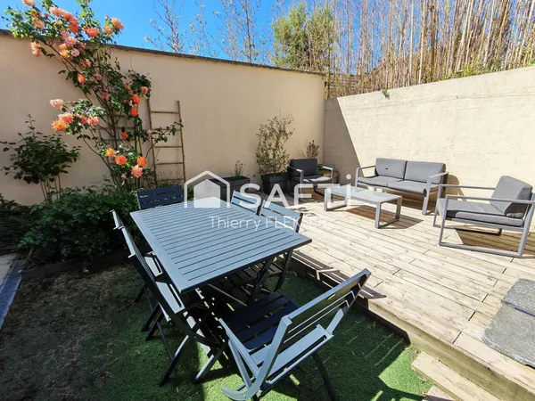 RARE MAISON DE CHARME - BORDS DE L'OISE - TERRASSE ENSOLEILLÉE - CENTRE-VILLE À PIED - L'Isle-Adam