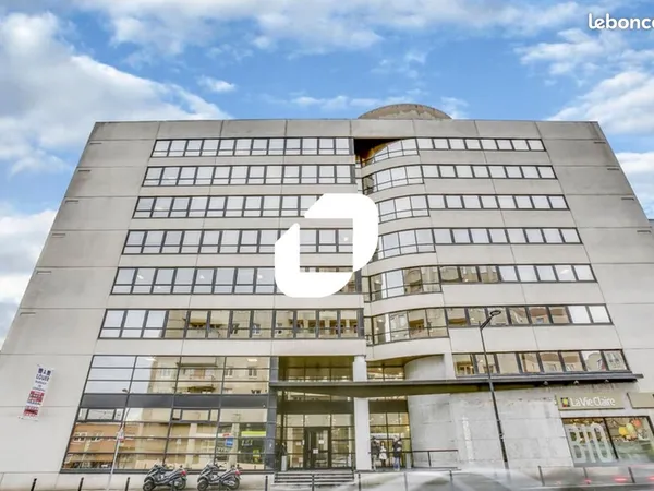 Bureau 6 466 m²