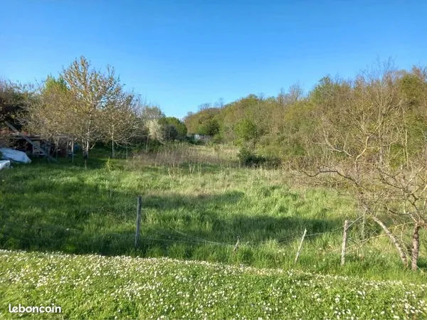 Terrain 2300m2
