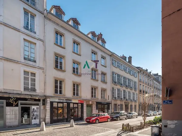 Appartement 5 pièces 146 m²