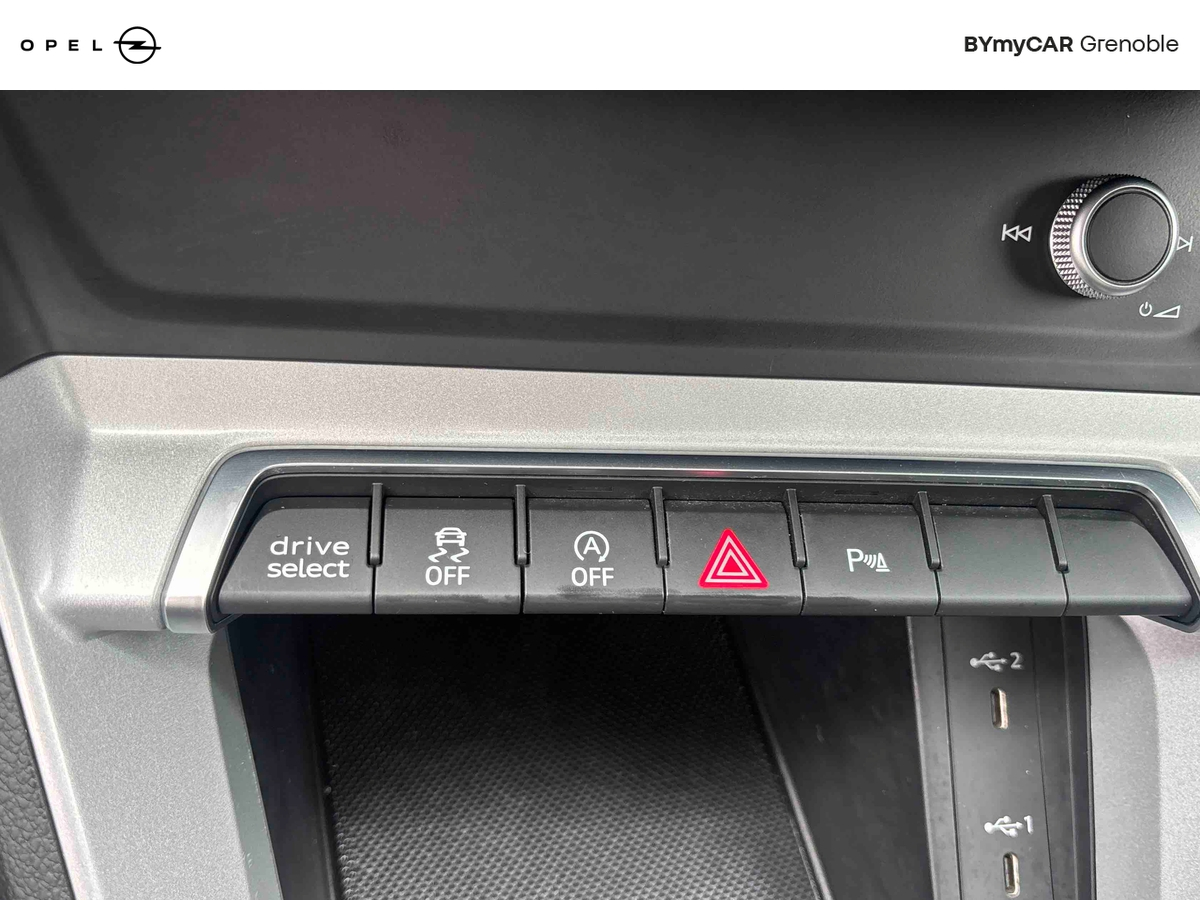Audi Q3 Sportback 35 TFSI 150 ch S tronic 7 — photo 19