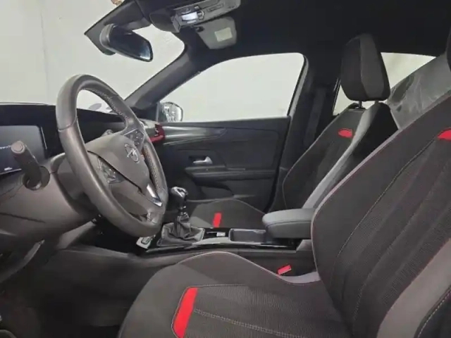 Opel Mokka 1.2 turbo 100ch gs line — photo 8