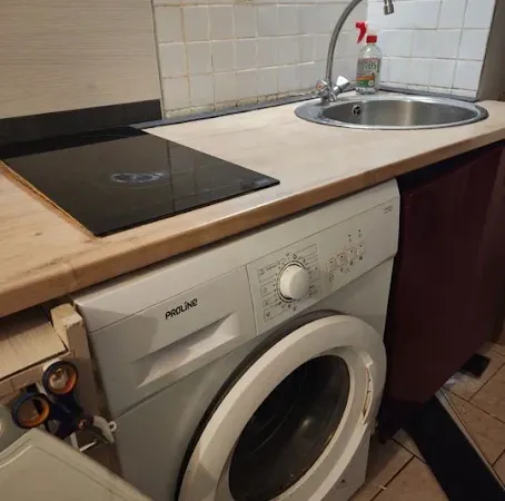 Studio 1 pièce 14 m²