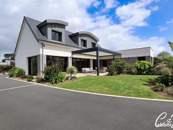 Maison 6 pièces 178 m²
