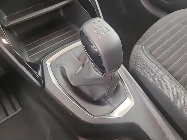 Peugeot 208 puretech 75 s&amp;s bvm5 — photo 14