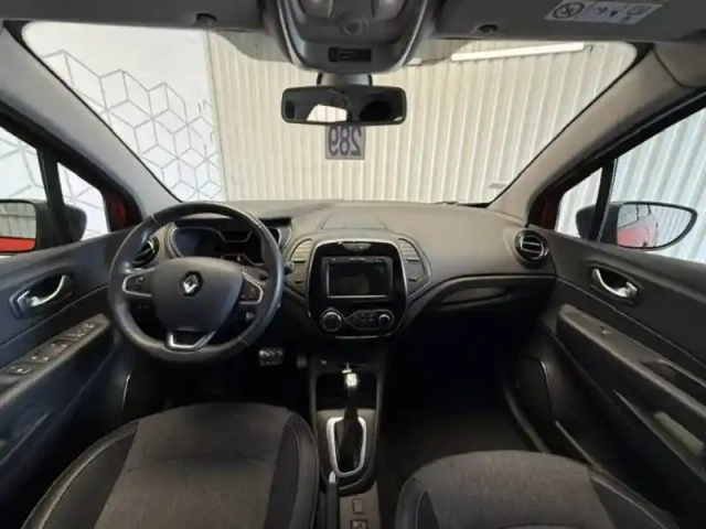 Renault Captur tce 150 fap edc — photo 32