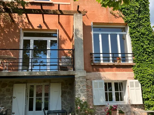 T1/2 dans maison années 30
