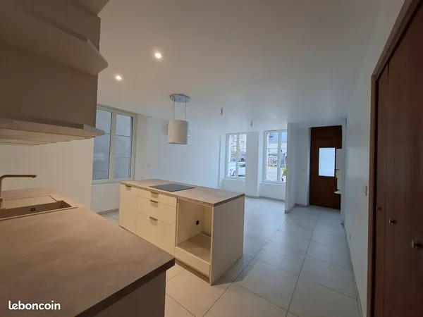 Appartement RDC F2 centre ville proximité commerces et écoles