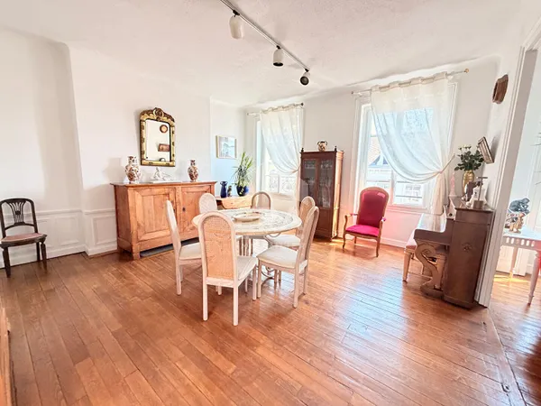 Appartement 4 pièces 125 m²