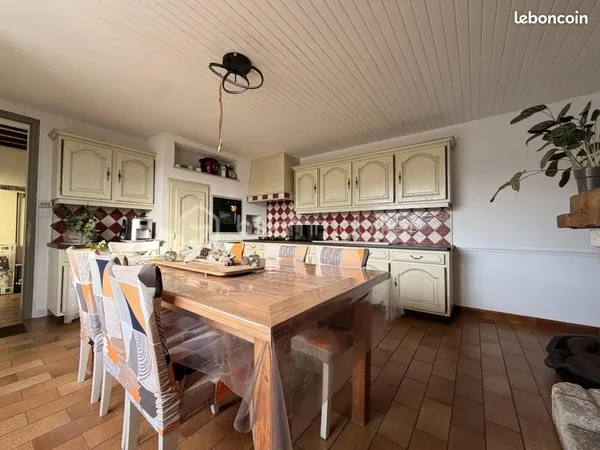 Maison 5 pièces 126 m²