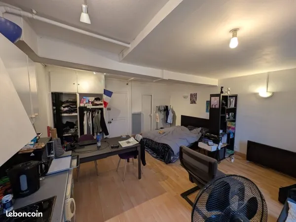 Studio meublé 29 m² - Calme - Machine à laver - Orléans centre