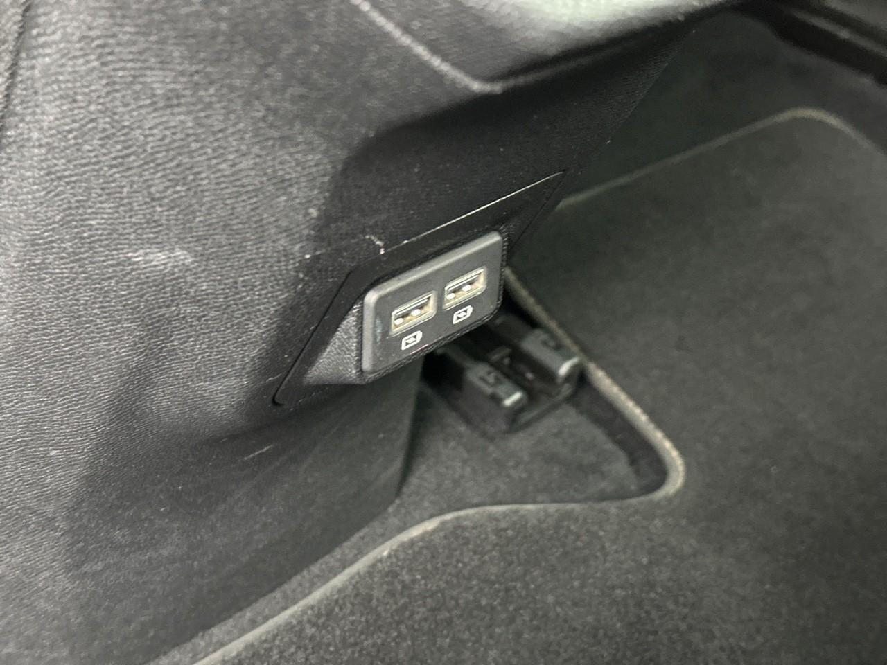 Peugeot 3008 hybrid 225 e-eat8 gt — photo 38
