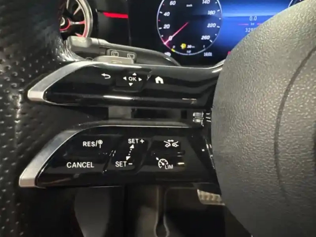 Mercedes Classe A 250 e amg line — photo 15