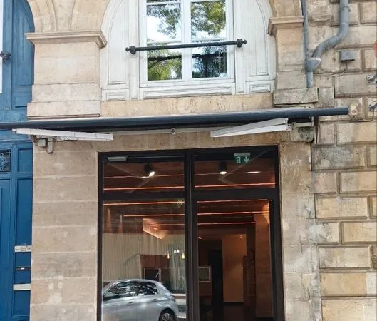 Particulier loue beau bureau Bordeaux centre quatier place Tourny, 10 cours de verdun