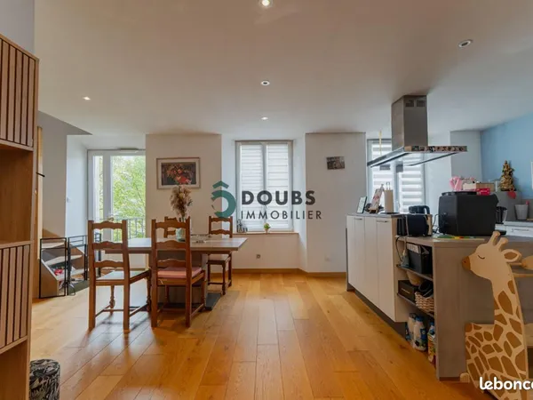 Appartement 4 pièces 120 m²