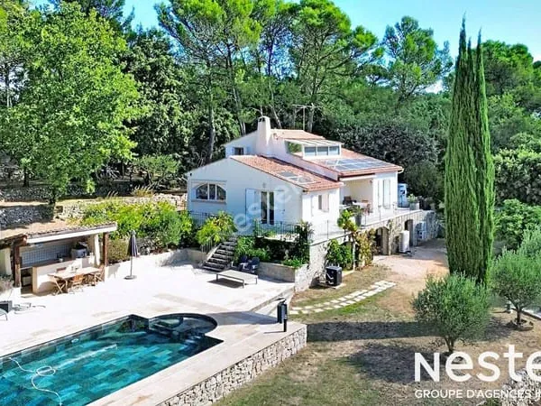 Maison 3 pièces 104 m²