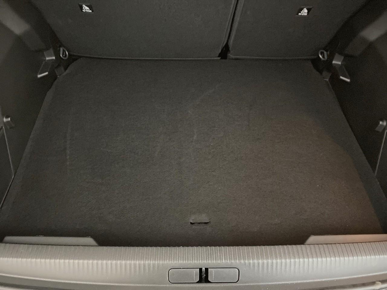 Peugeot 2008 hybrid 145 ch e-dcs6 allure — photo 6