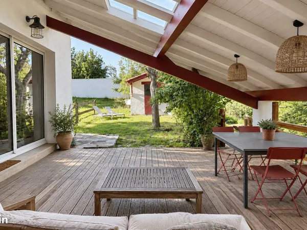 T2 bis rénové - Jardin plat - 2 parkings - Ascain