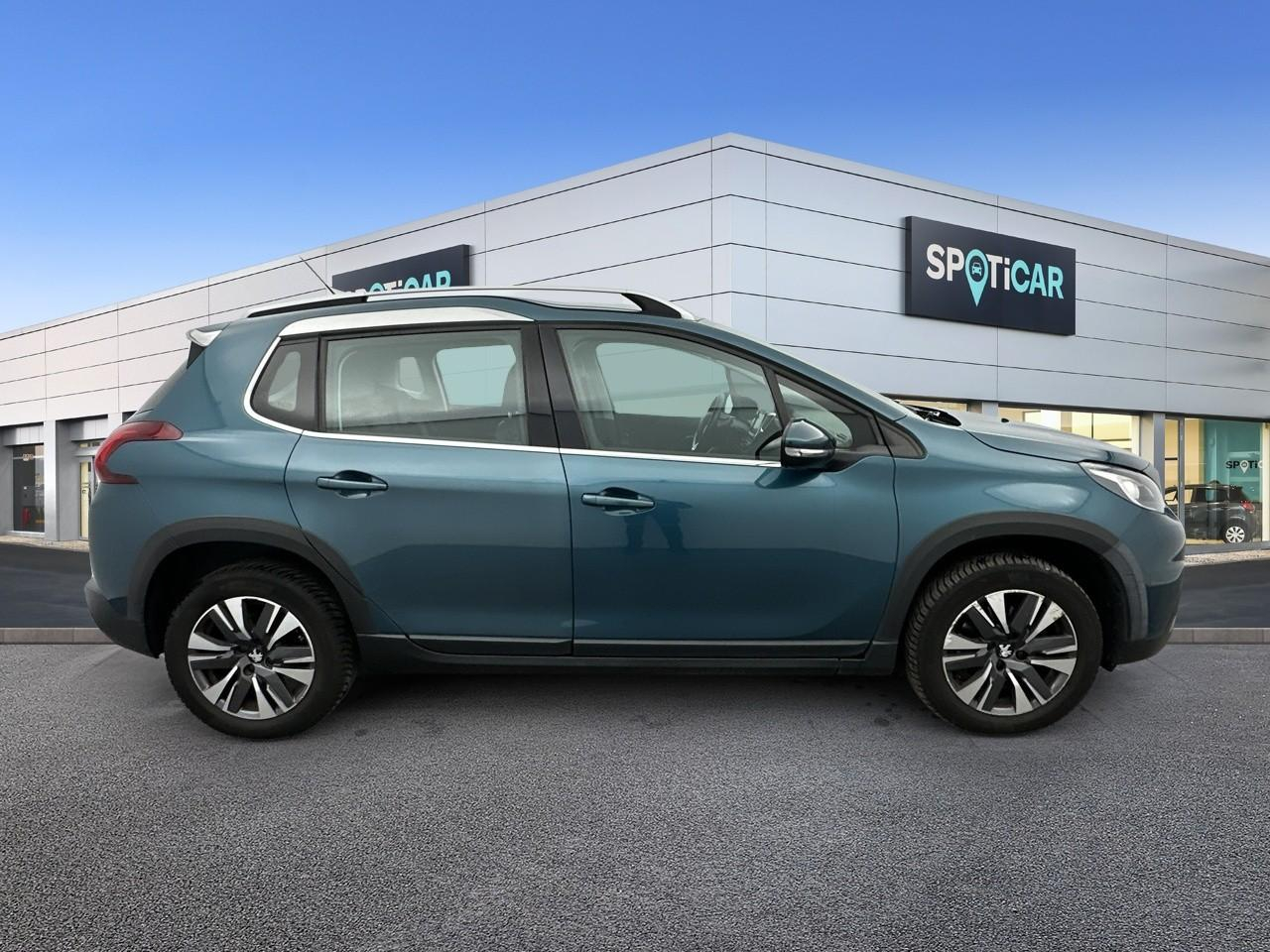 Peugeot 2008 puretech 130ch s&s bvm6 allure — photo 4