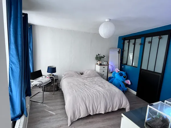 Loue appartement 46m², lumineux, chambre parentale, cuisine équipée