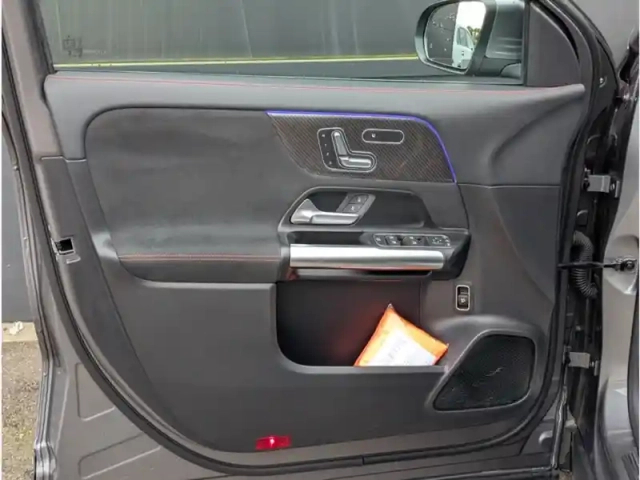 Mercedes Gla 200 d — photo 16