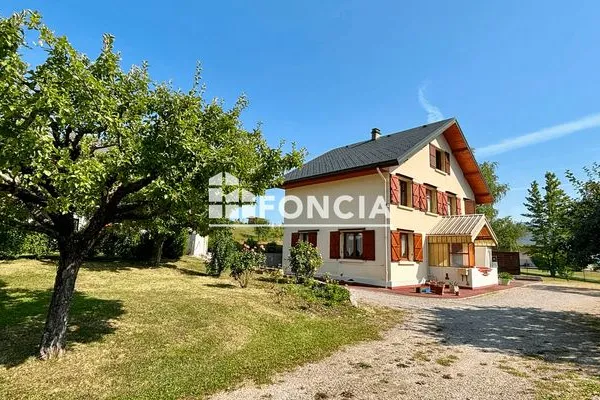 Maison 8 pièces 187 m²