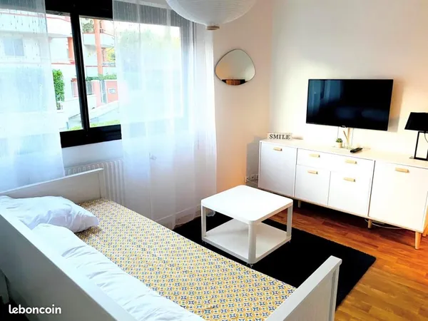 Studio 1 pièce 24 m²
