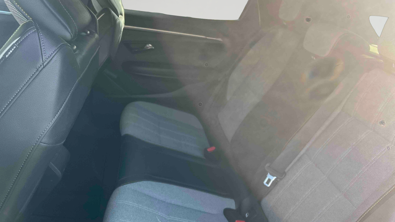 Renault Megane E-Tech EV60 220 ch super charge — photo 12