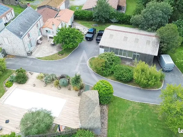 Maison 6 pièces 145 m²