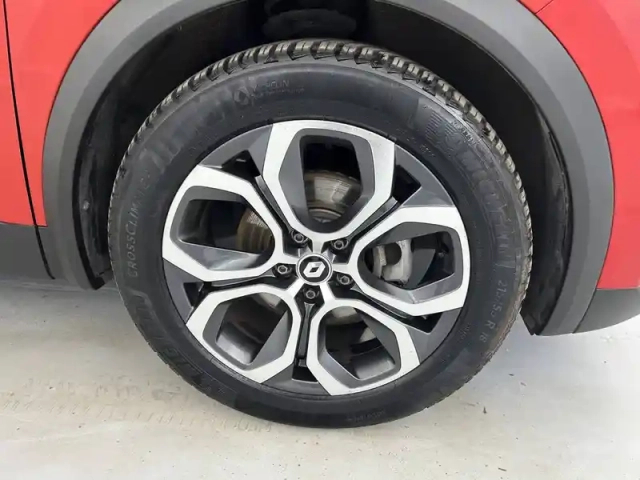 Renault Captur e-tech 145 - 21 — photo 21