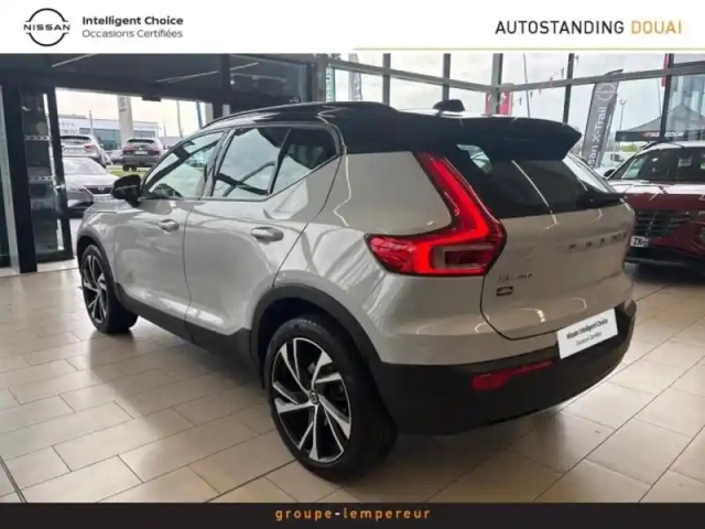 Volvo Xc40 t5 recharge 180 + 82ch r-design dct 7 — photo 5