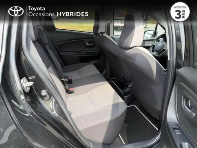 Toyota Yaris 110 vvt-i design 5p — photo 7