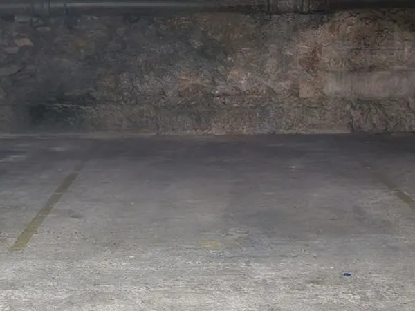 Location Parking Angle Rue St Maur, Rue de la Roquette pres de la Mairie Paris 11ème