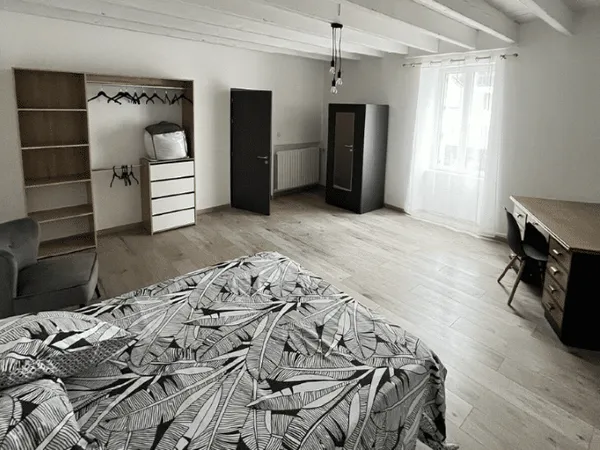 Maison 7 pièces 24 m²