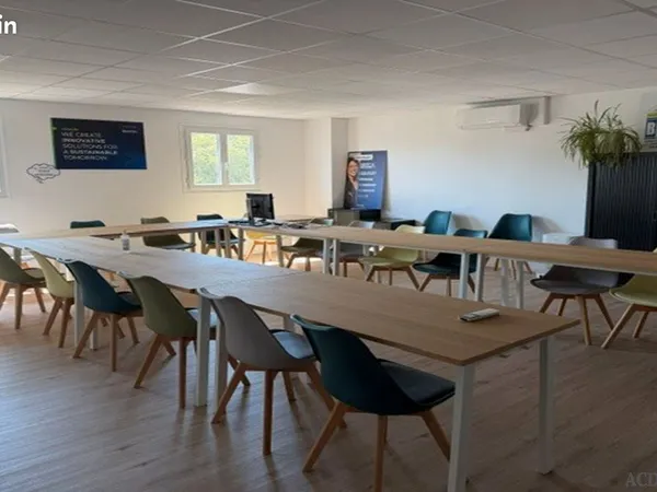 Local commercial 50 m² ROGNAC