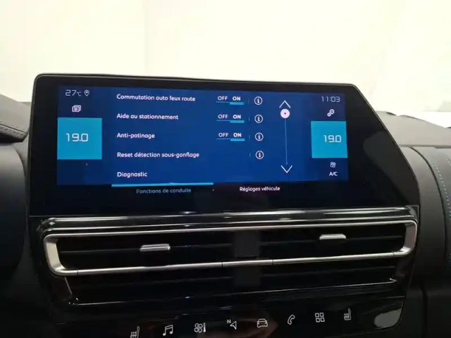 Citroën C5 Aircross hybride rechargeable 225 e-eat8 — photo 17