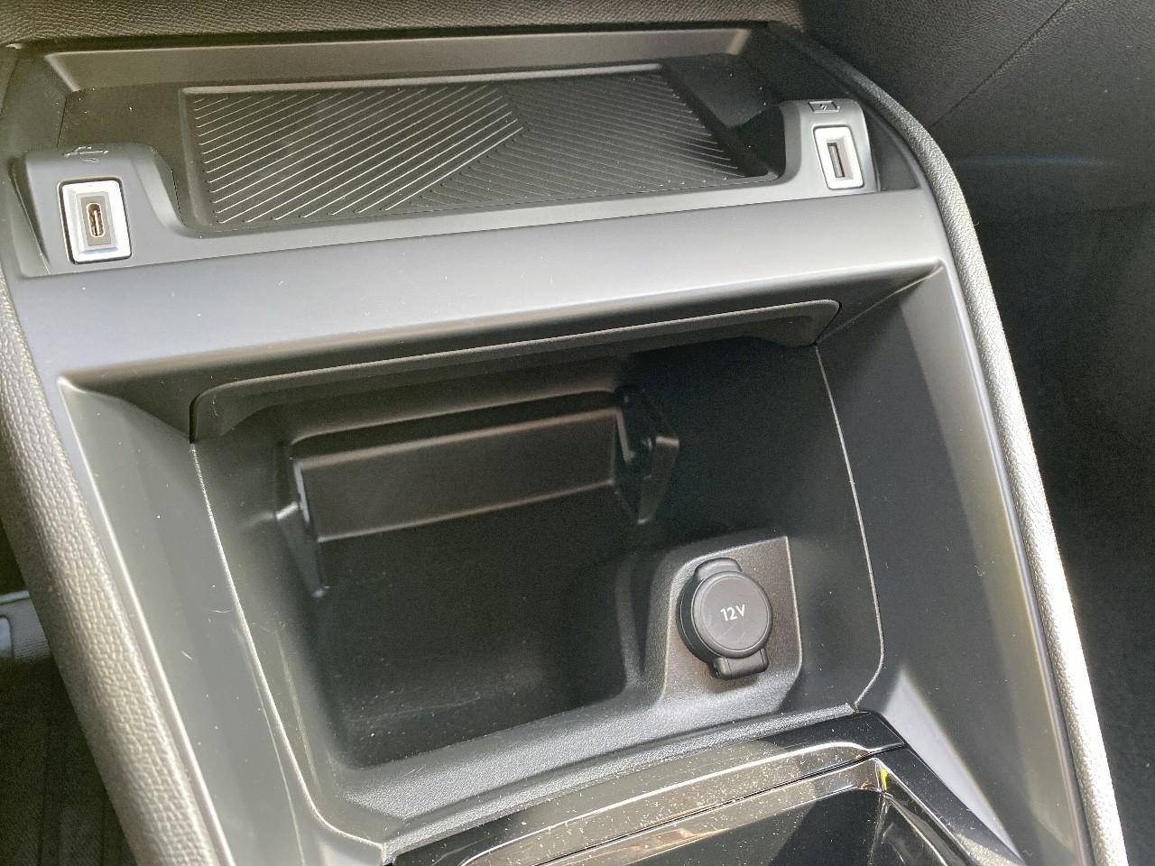 Citroën C4 1.2 hybride 145ch plus e-dcs6 — photo 30