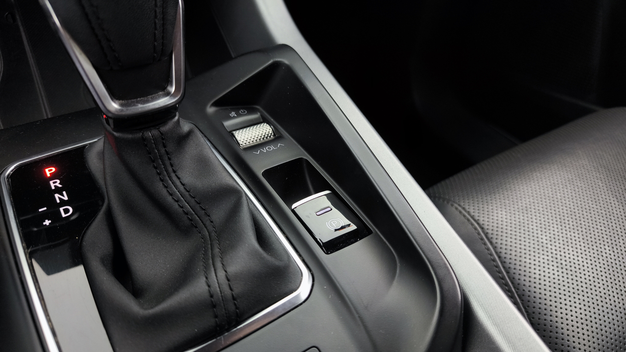 Alfa Romeo Tonale 1.5 Hybrid 130 ch TCT7 — photo 38