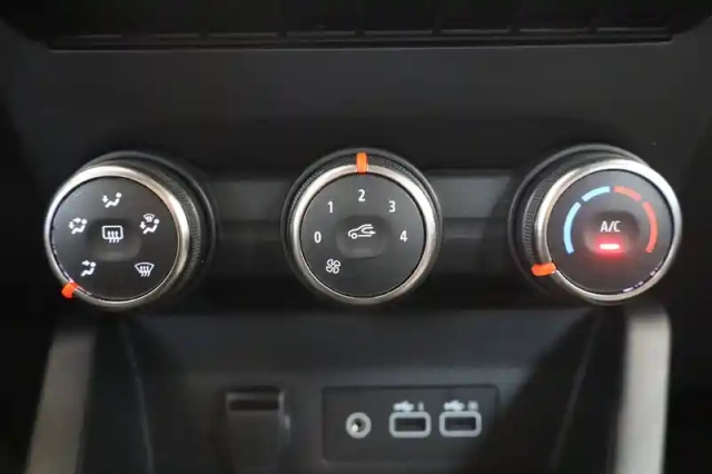 Renault Clio tce 90 — photo 26