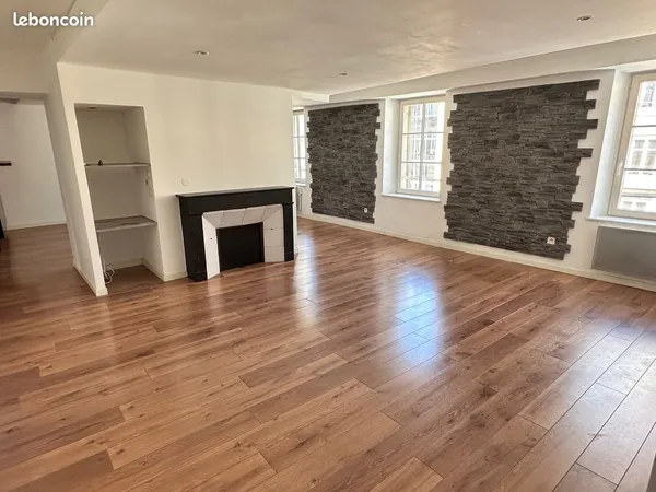 Stanislas / St Georges - appartement 68m² à louer (F2 bis)
