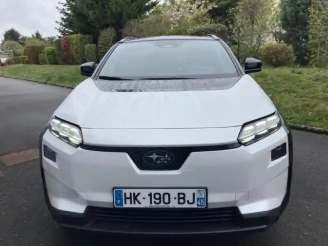Subaru Solterra 342ch (73 kwh) awd 4xperience+ — photo 2