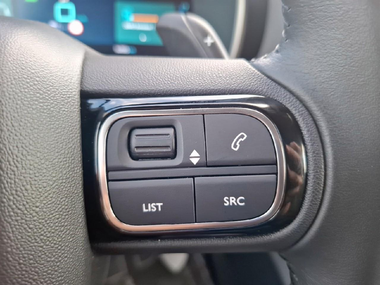 Citroën C5 Aircross hybrid rechargeable 180ch shine e-eat8 — photo 15