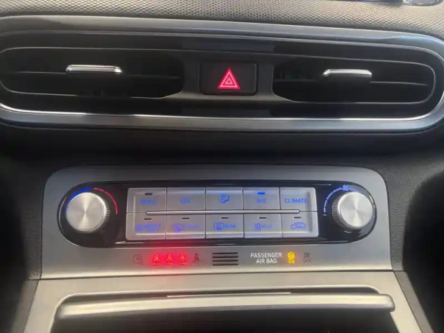 Hyundai Kona electrique 64 kwh - 204 ch — photo 28