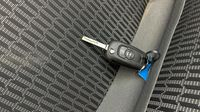 Opel Astra 1.2 Turbo 110ch Design & Tech — photo 16